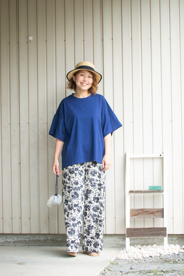 【布帛】コットンリネンシーチンググラデーションフラワー(3色展開)