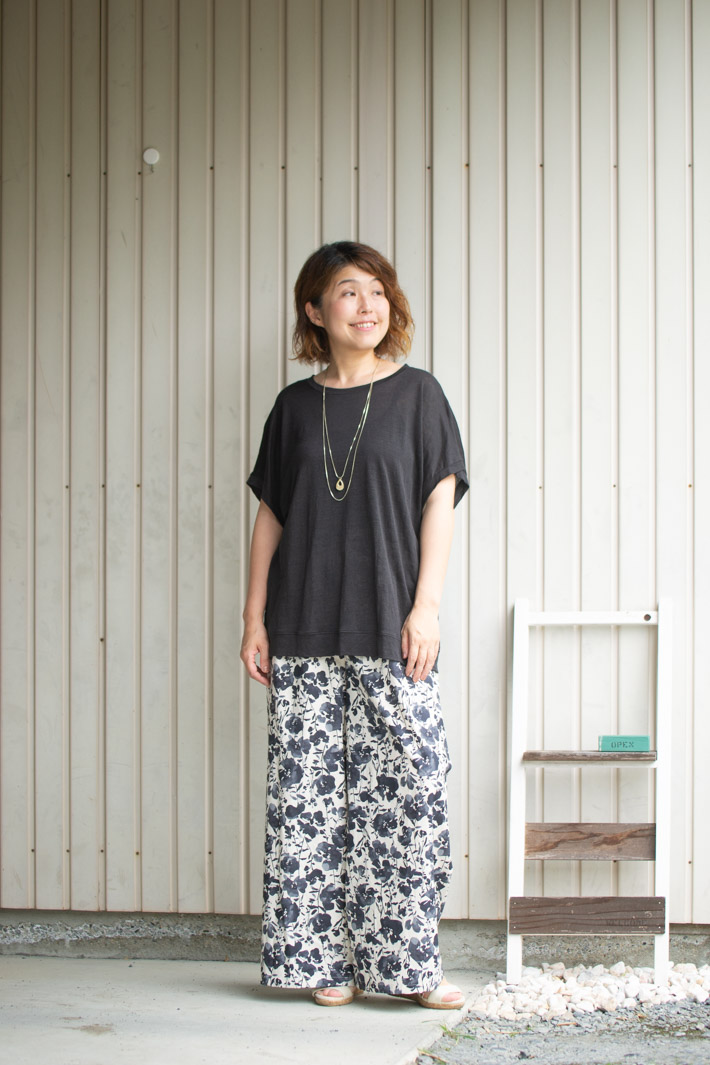 【布帛】コットンリネンシーチンググラデーションフラワー(3色展開)