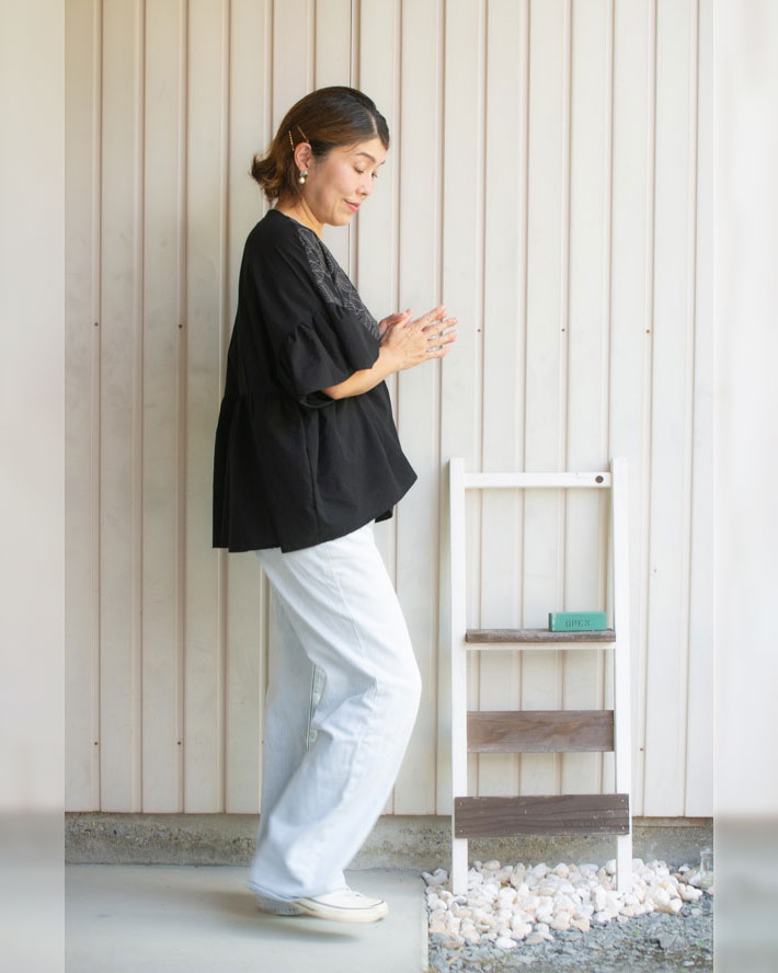 【型紙・生地キット】刺繍生地の組み合わせ♪ふわりオーバーブラウス(ワンサイズ/Lサイズ)