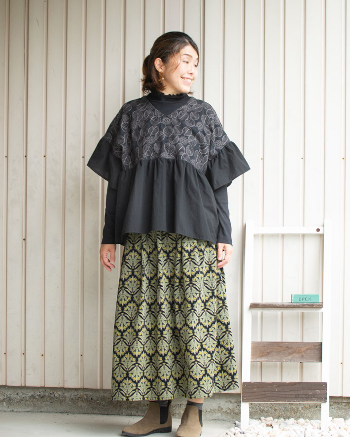 【型紙・生地キット】刺繍生地の組み合わせ♪ふわりオーバーブラウス(ワンサイズ/Lサイズ)