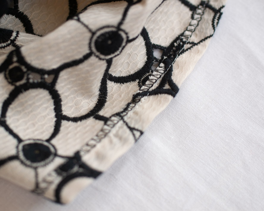 【型紙・生地キット】レースのフレア袖Tシャツキット（Lサイズ/ゆったりLサイズ）