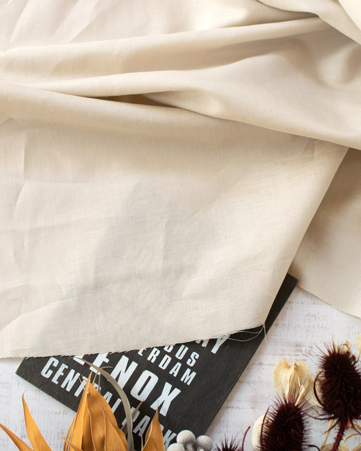 【布帛】コットンリネン薄めのシーチング（アンティークベージュ）