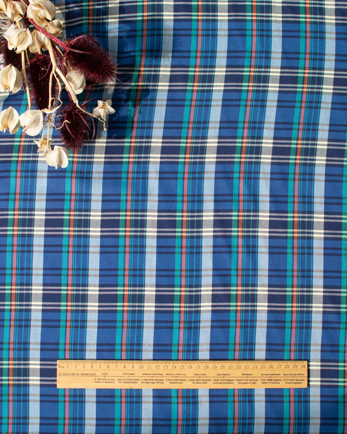 【布帛】やわらか落ち感のタータンチェック生地（ブルー）