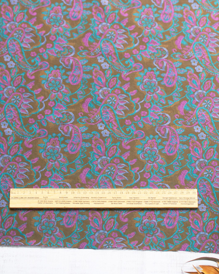 ☆カットクロス☆【布帛】輝くつるんとしたジャガード