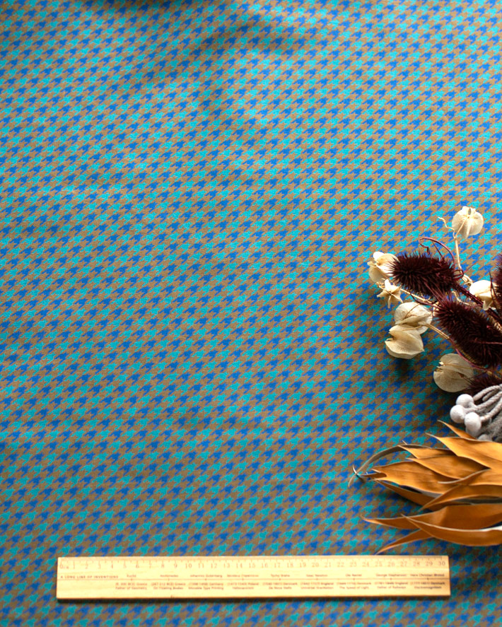 ☆カットクロス☆【布帛】輝くつるんとしたジャガード