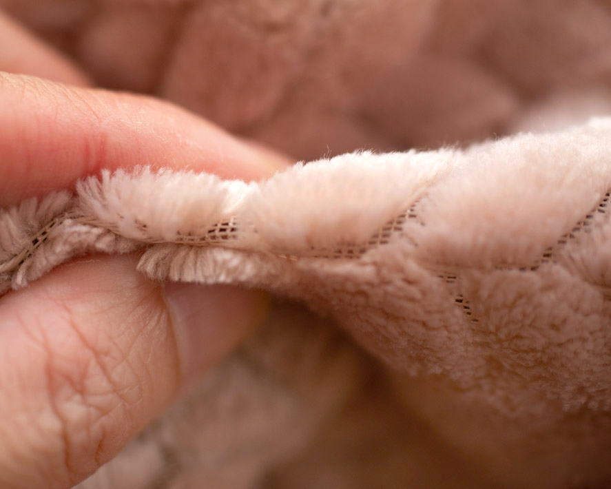 【ファー】ニュアンスカラー♪横ヘリンボーン風ふわっとなめらかファー（5色）オーダーカット