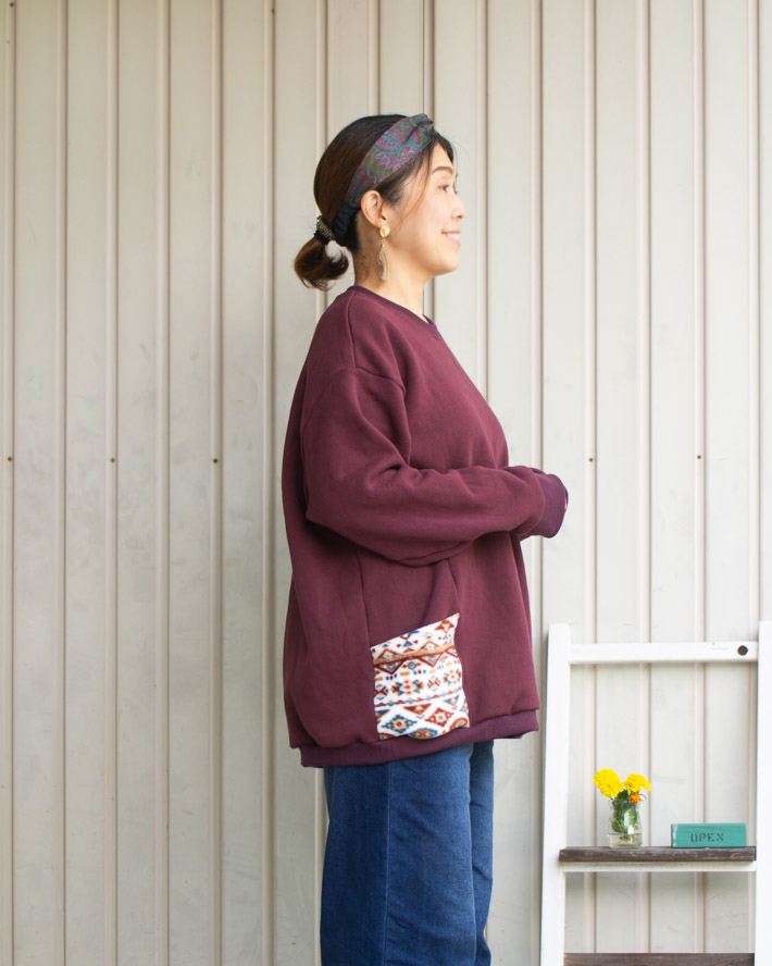 【型紙・生地キット】暖か♪ほわほわの裏起毛で作るポケット付きロングトレーナーキット(ボルドー)