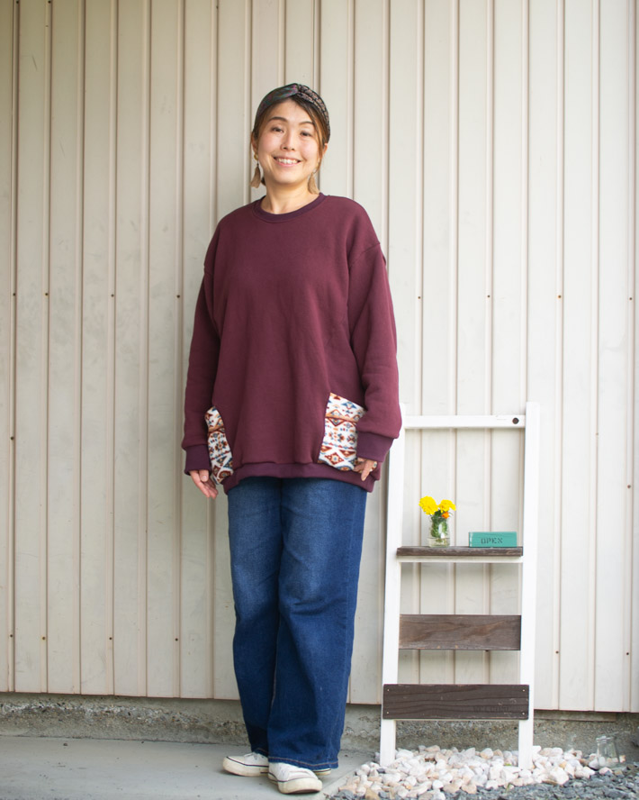 【型紙・生地キット】暖か♪ほわほわの裏起毛で作るポケット付きロングトレーナーキット(ボルドー)