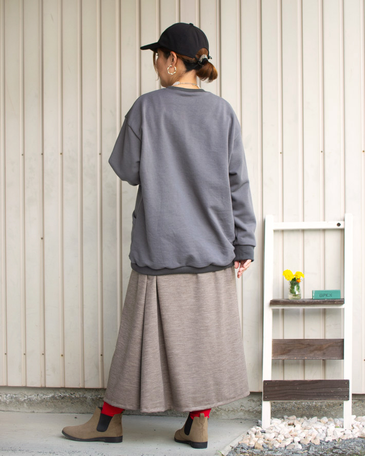 【型紙・生地キット】暖か♪かっこいい裏起毛で作るポケット付きロングトレーナーキット(チャコール)