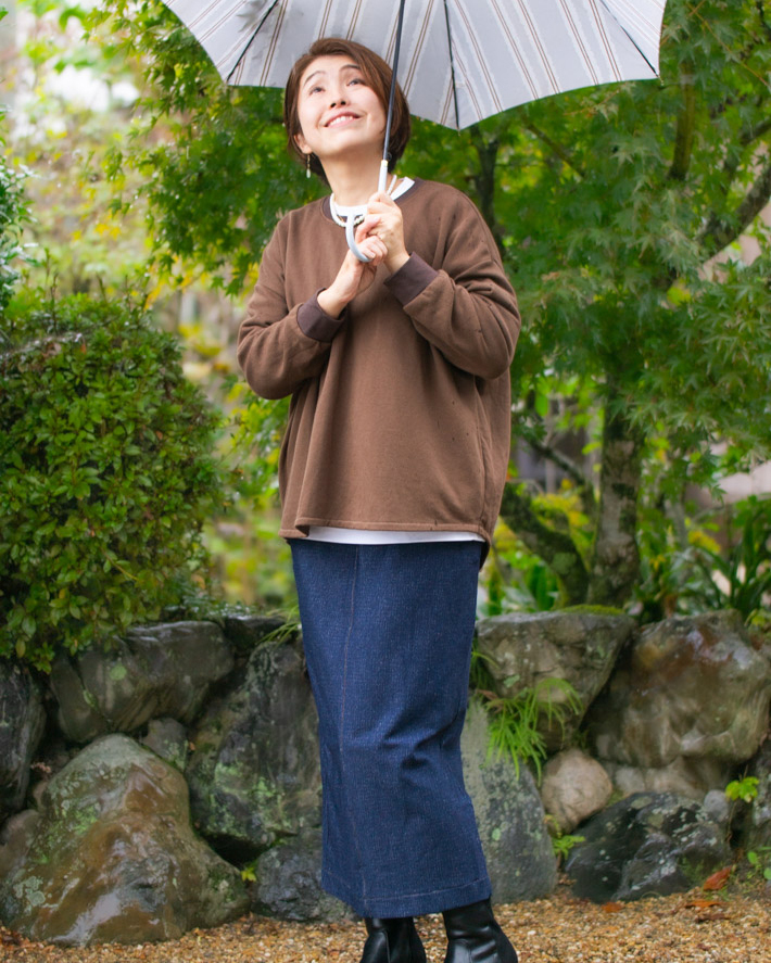 【型紙・生地キット】ほわほわ裏起毛の裾カーブワイドＴシャツキット（ブラウン/ダークブルー）