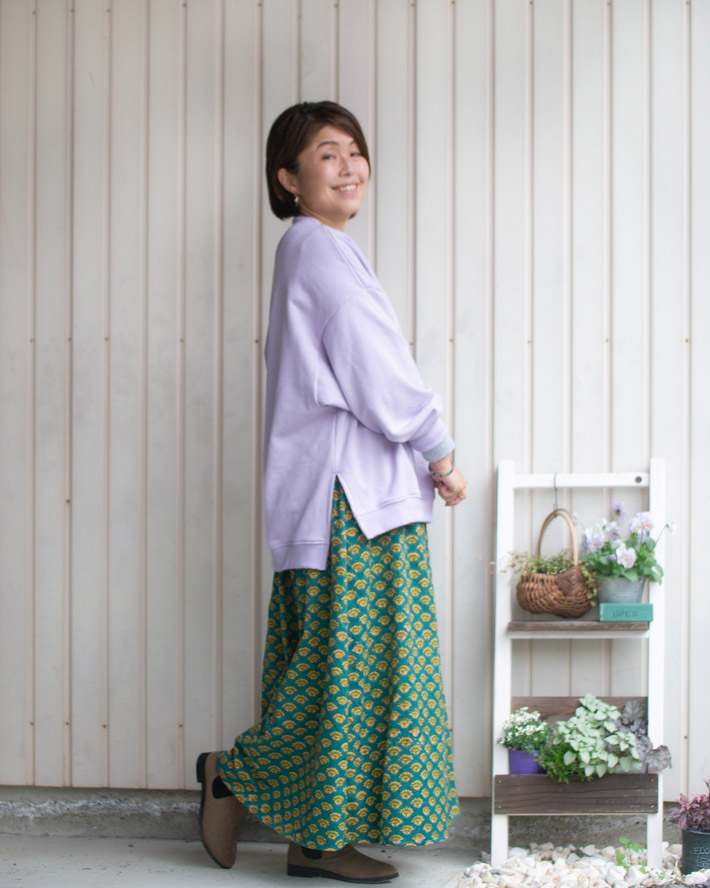 みんなの裏毛ゆるドルマントレーナー