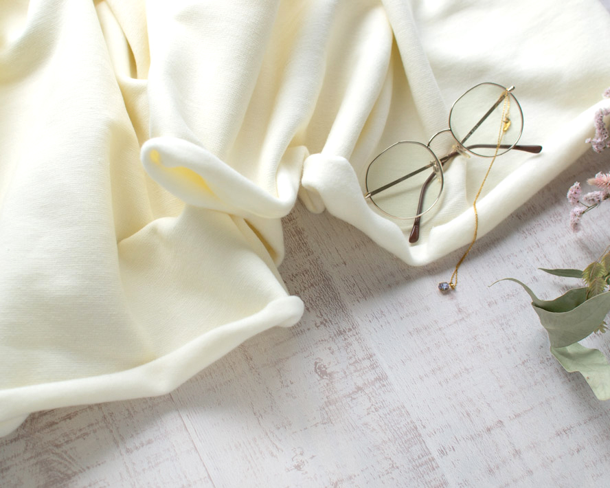 【ニット】ちょっぴりしっかりめ♪ストレッチ裏毛ニット（裏起毛/ミルク）