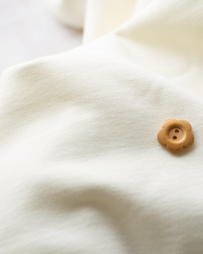 【ニット】ちょっぴりしっかりめ♪ストレッチ裏毛ニット（裏起毛/ミルク）