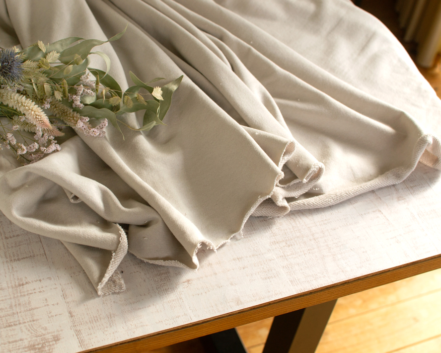 【ニット】みんなの裏毛ニット（シルバーベージュ）　オーダーカット