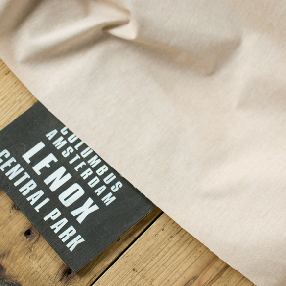 【布帛】綿に近い肌ざわりのリサイクルポリエステル混ダンガリー（３色展開）