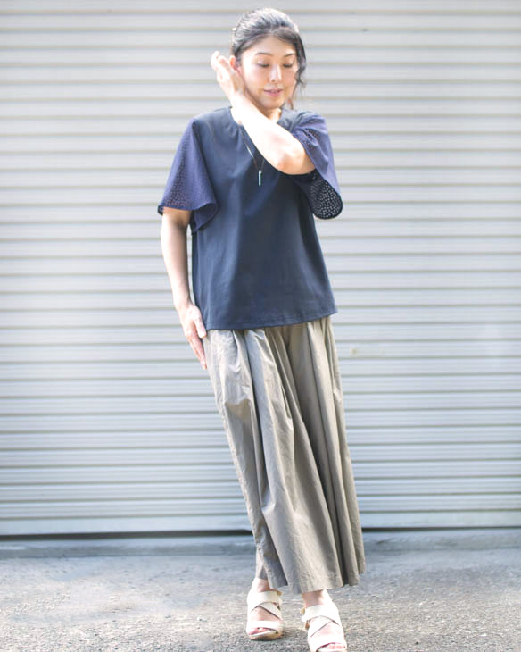【型紙・生地キット】きれいめシルケットポンチニットと布帛袖のフレア袖Tシャツキット