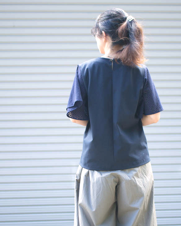 【型紙・生地キット】きれいめシルケットポンチニットと布帛袖のフレア袖Tシャツキット