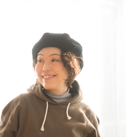 【布帛】タンブラー加工太うねソフトコーデュロイ（ブラック）