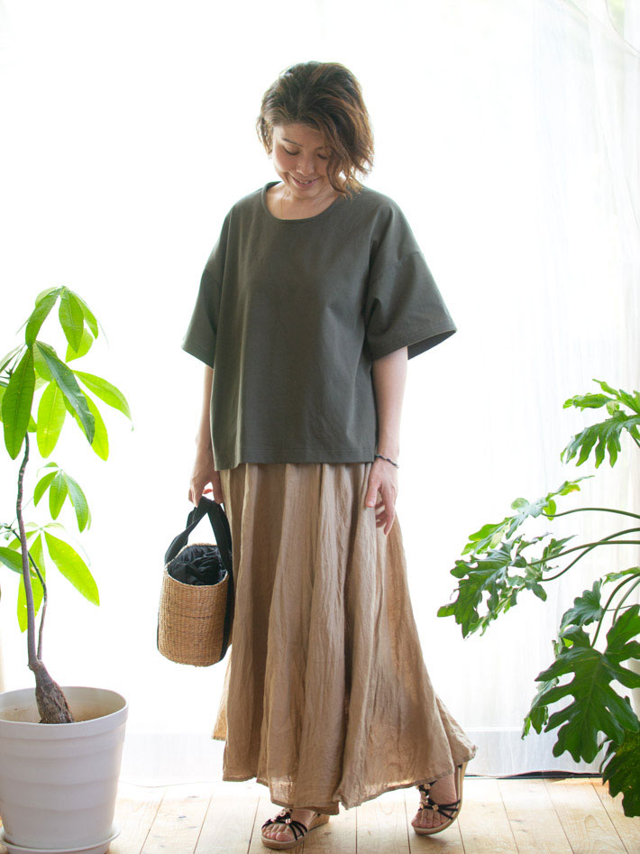 【型紙・生地キット】ポンチニットで作る襟元すっきりな大人のTシャツキット