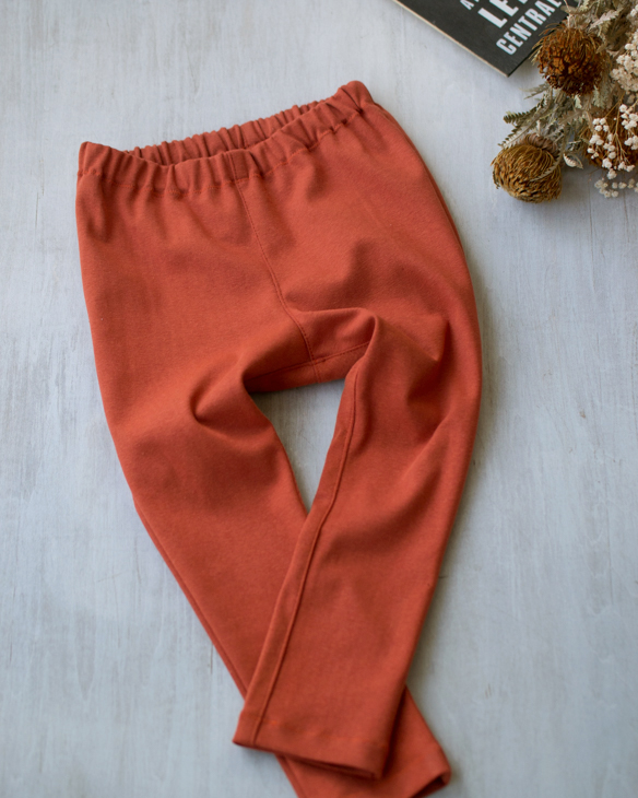 【プレゼントパターン】キッズ・細みでほんのすこしサルエルなパンツ