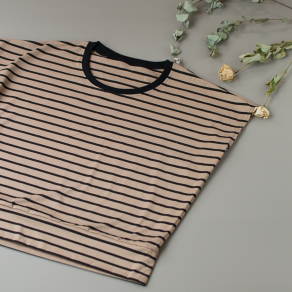 【プレゼントパターン】薄手ニットがおすすめ!リブゆるTシャツ