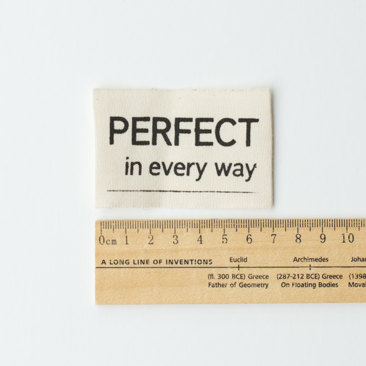 【オリジナルタグ】「PERFECT」（テープ幅：45ミリ）